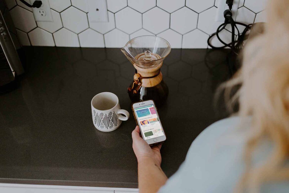 Selfspace appen vises på en iPhone